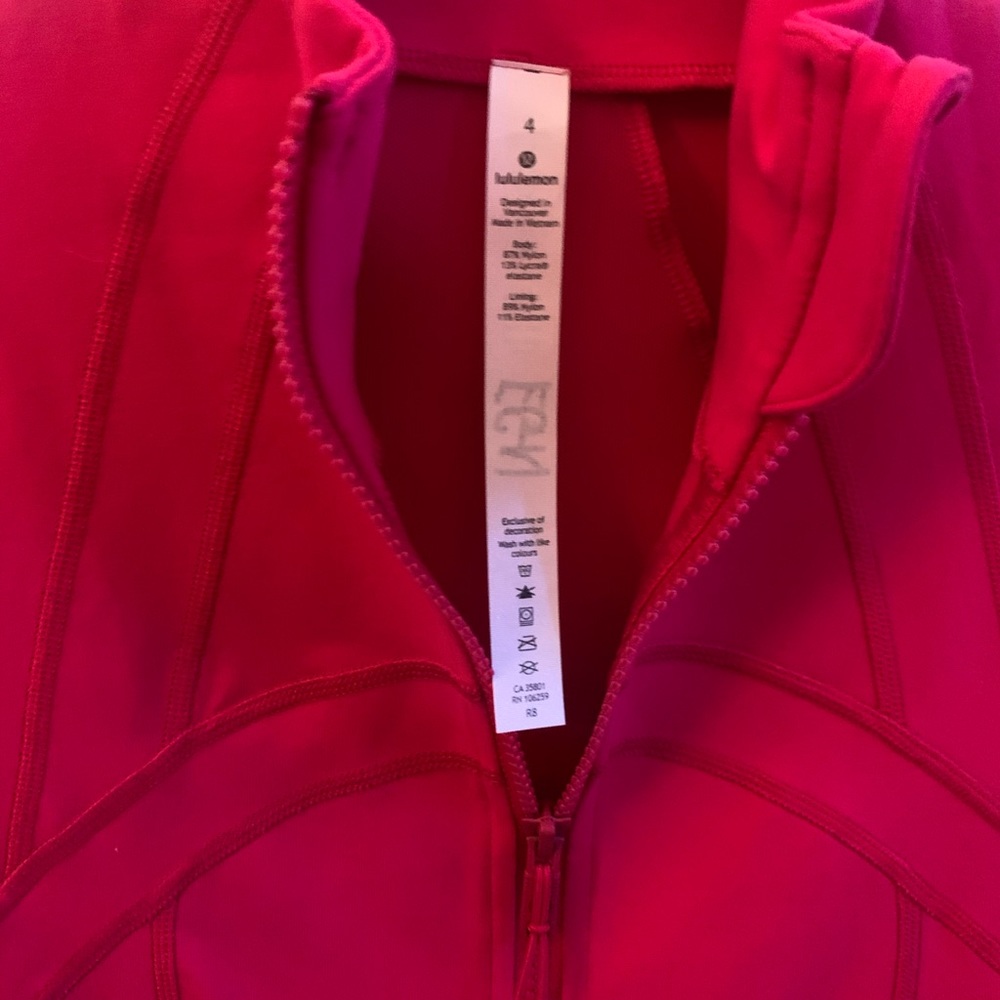 PINK LULULEMON JACKET!!
